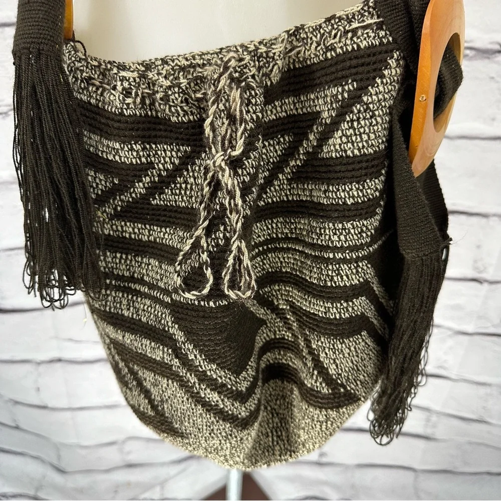 HIPPIE Bucket Bag 16X12x9 Brown Geometric 20”AdjStrap Woven Drawstring Y2K